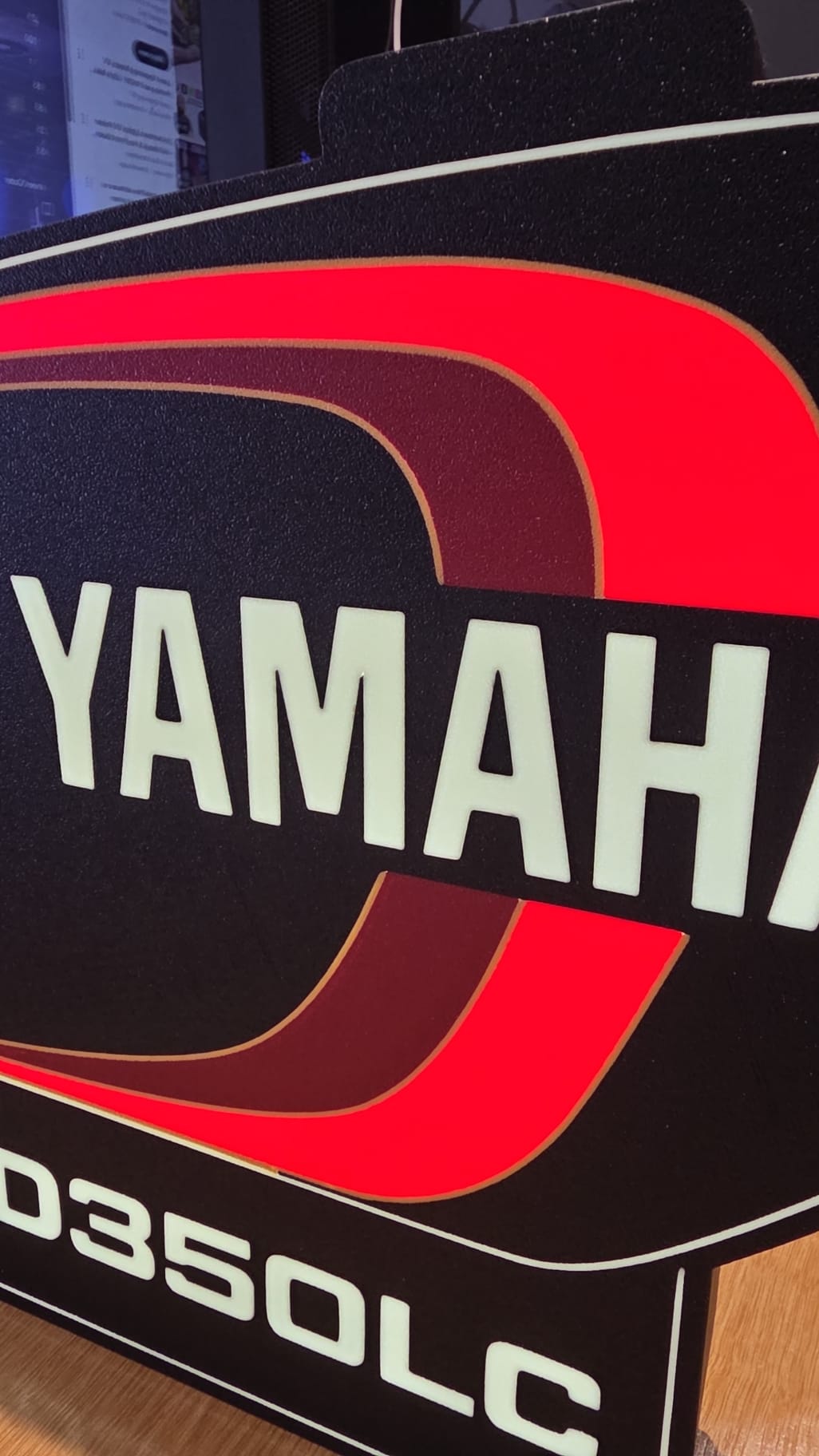 Yamaha RD350LC Heritage Lightbox – 340mm 3D Printed Garage Art
