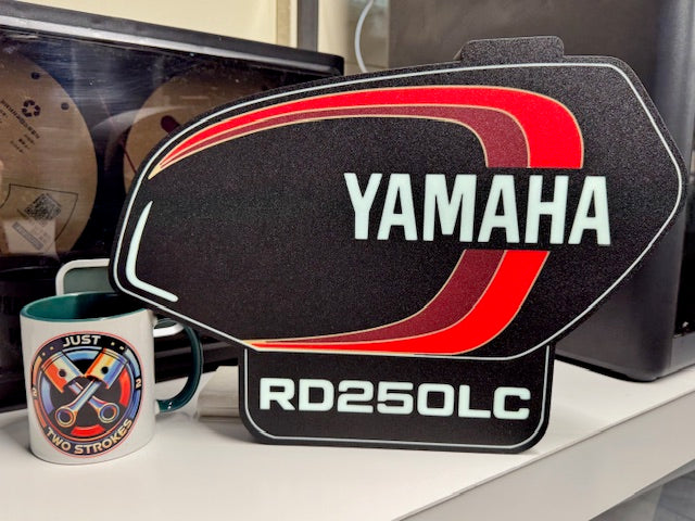 YAMAHA RD 250 LC LIGHTBOX