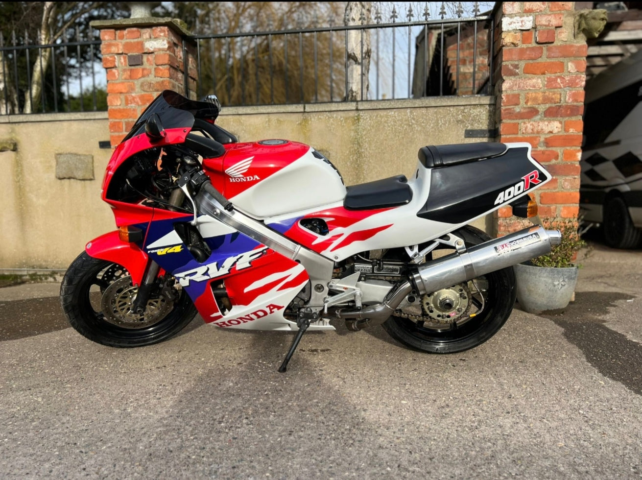 Honda RVF400 NC35 – The Collector's V4 Choice POA
