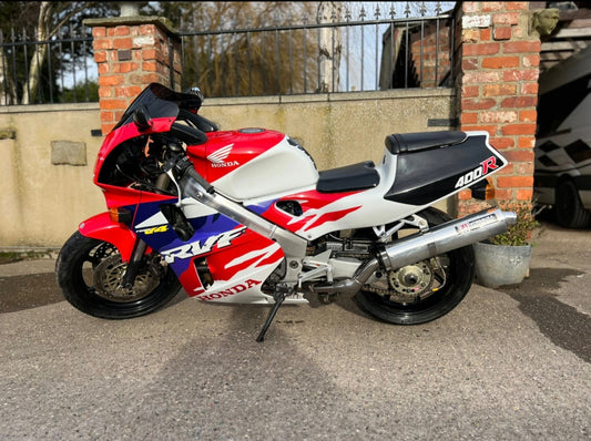 Honda RVF400 NC35 – The Collector's V4 Choice POA